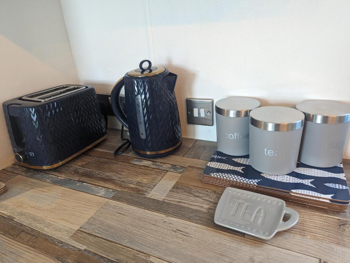 Driftwood Cabin - Dog Friendly Anderby Creek מראה חיצוני תמונה