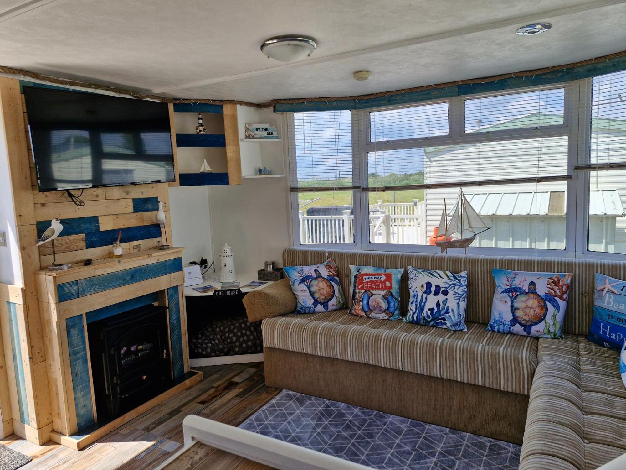 Driftwood Cabin - Dog Friendly Anderby Creek מראה חיצוני תמונה